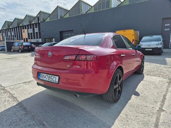 Alfa Romeo 159 1.9 JTDm 8V sedan - 5