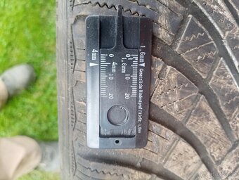 Zimné pneumatiky Hankook winter icept rs3 225 45 r17 - 5