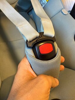 Sedačka vajíčko MAXI-COSI Pebble 360 + Isofix FamilyFix 360 - 5