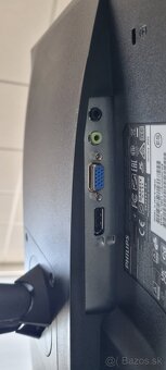 Predám monitor Philips 241S4LCB - 5