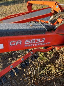 Zhrňovač KUHN GA 6632 - 5