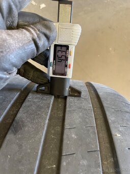 Predám Michelin pilot super sport R20 - 5