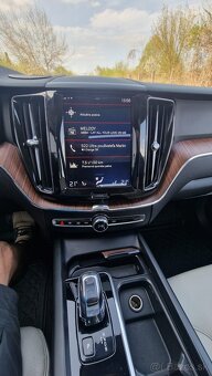 Volvo XC60 T8 plug-in Hybrid - 5