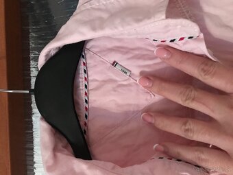TOMMY HILFIGER originál damska pudrova bluzka S - 5