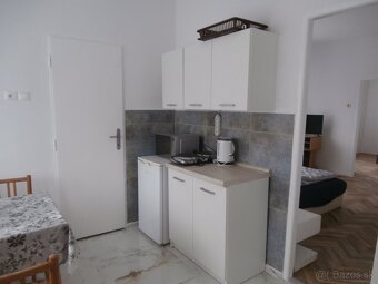 Apartmánový rodinný dom vo Veľkom Mederi - 5