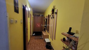 Predaj -3-izbový tehlový byt s balkónom, Poprad - širšie cen - 5