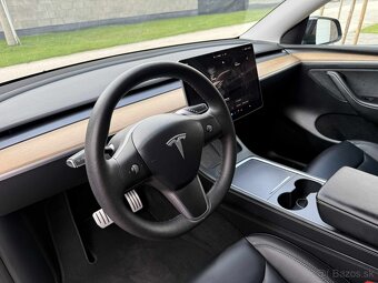 Tesla Model Y PERFORMANCE AWD LONG RANGE - 5