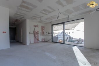 NA PREDAJ NOVOSTAVBA veľkorysý 5-izb. rodinný dom v Lozorne - 5
