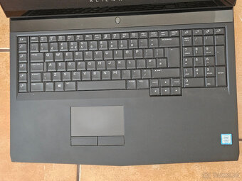 Predám hernú klasiku notebook Dell Alienware 17 R4 - 5