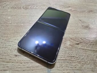 Samsung flip 5 256gb v top stave bez znamok pouzivania bol i - 5