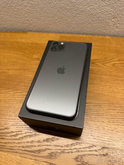 Apple iPhone 11 Pro Max 64GB - 5