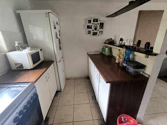 RODINNÝ DOM - BUNGALOV SLNEČNÝ BREZNO - ZADNÉ HALNY 5 MIN. A - 5