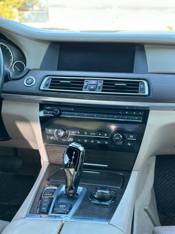 BMW 750Li xDrive F01 - 5