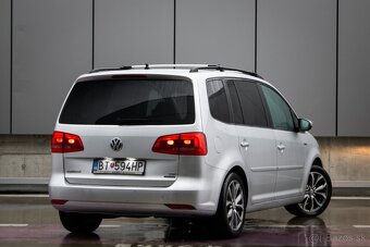 Volkswagen Touran 1.6 TDI Comfortline DSG - 5