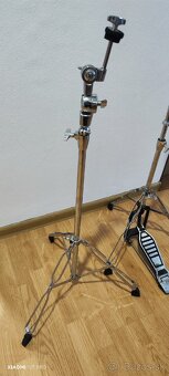 Predám sadu stojanov na bicie. - 5