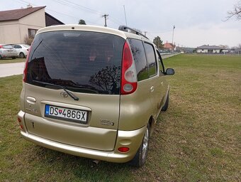 Predám Toyota Yaris Verso 1,5 vvti - 5