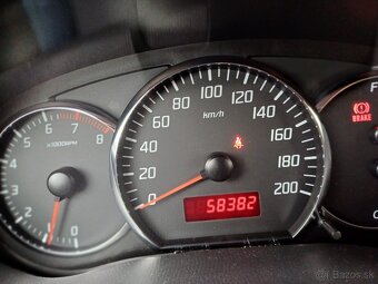 Suzuki Swift - 5