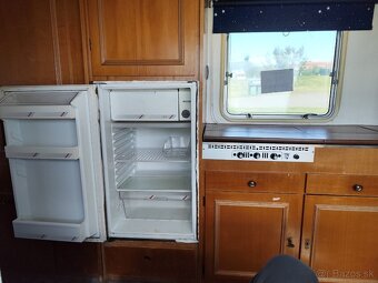 Karavan 7,7 x2,4 m - 5