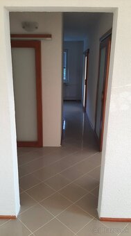 Prenájom 3 izbový byt na Rozkvete - 5