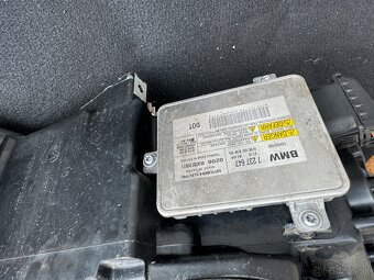 Predne svetla bmw f10-f11 - 5