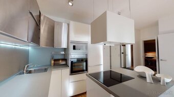 Na predaj 2 izbový byt s parkovaním, Kramáre , Vlárska ulica - 5