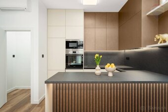 PREDAJ: LUXUSNÉ BYTY V KOMÁRNE -ČASŤ HADOVCE - 5