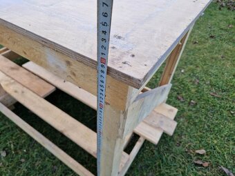 Predam dreveny pracovny stol - 5