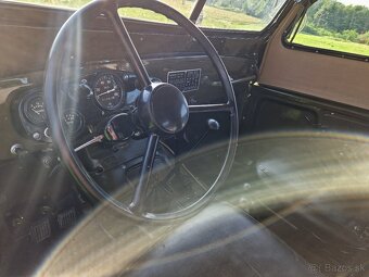 Predám Gaz 69A štábny - 5