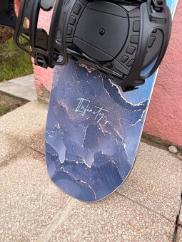 Damsky snowboard Never Summer - 145cm - 5