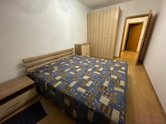 Priestranný 2 izbový byt na začiatku Petržalky - 5