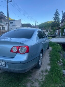 Volkswagen Passat - 5