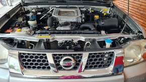 NISSAN NAVARA 2,5 DCI+PLYN - 5