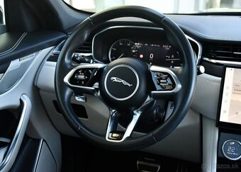 Jaguar F-Pace D200 AWD R-DYNAMIC ZÁRUKA PANO 150 kw - 5