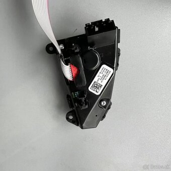 Tlačidlá volantu Škoda Superb 2 - 5