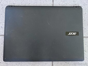 Acer Aspire ES1 / intel N3050 / 4GB RAM / SSD + HDD / 14" - 5