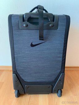 Cestovný kufor Nike na kolieskach - 5