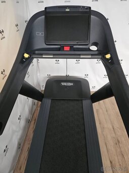 Bežecký pás Technogym Run Now 1000 - 5