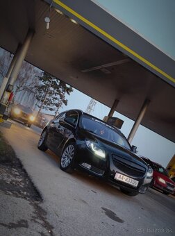 Opel insignia 2.l - 5