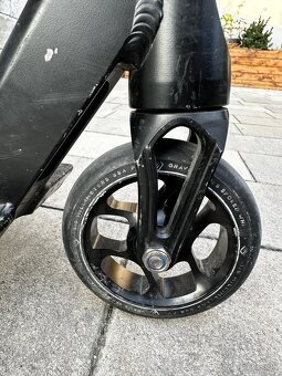 Kolobežka freestyle STRIKER GRAVIS L black - 5