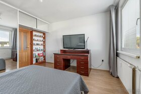 Predaj 3-izb. bytu s loggiou, 80 m2 – možnosť úpravy na 4i - 5