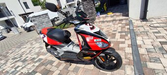 Aprilia SR50 Replica - 5