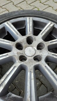 Ford R17 - 5