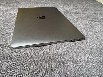 MacBook Pro 13” (2018, Intel i5 2.3GHz, 16GB RAM, 512GB SSD) - 5