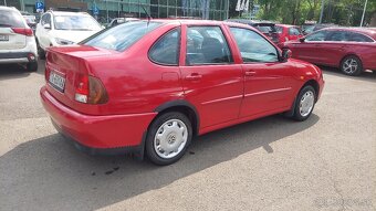 Volkswagen Polo Classic 1.6 - 5