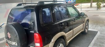 Suzuki grand vitara 4x4 - 5