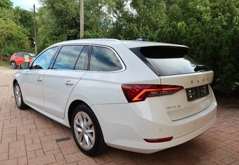 Octavia Combi 2,0 TDI Style 100.000km M6 Virtual Top výbava - 5