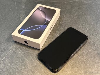  APPLE iPhone 16 PRO 256GB čierný titán - 5