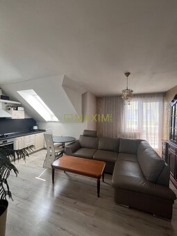 Moderný 2 izbový byt na Južnej ulici, klimatizácia, stačí sa - 5