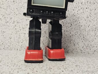 STARÁ HRAČKA TELEVÍZNY SPACE ROBOT NA BATÉRIE - 5