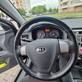 Auto Kia RIO 1.4 benzín 2008r. - 5